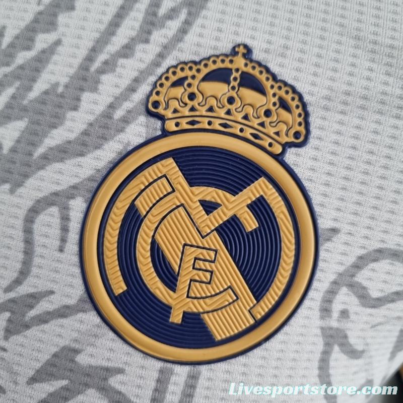 Player Version 22/23 Real Madrid Chinese Dragon White